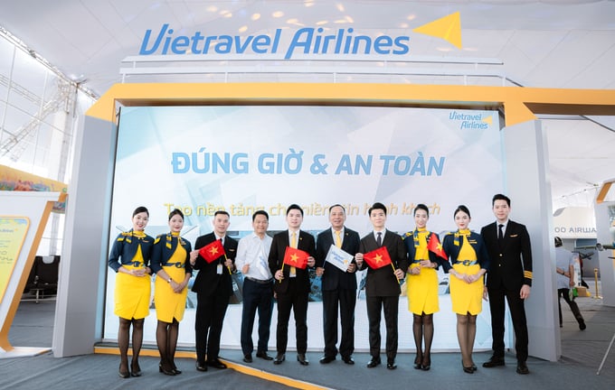 Dấu ấn Vietravel Airlines tại Triển lãm thành tựu Đất nước: Khẳng định khát vọng cất cánh từ vùng trời quốc gia