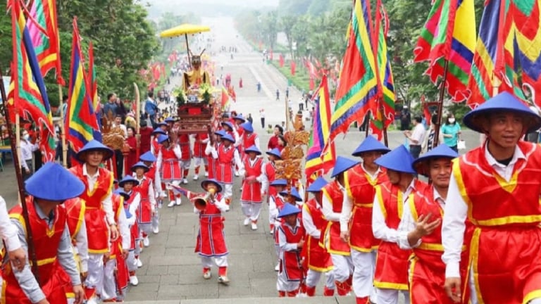 Rực rỡ sắc màu văn hóa - thể thao trên vùng Đất Tổ