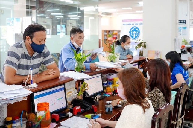 Thủ tướng chỉ đạo chi trả chế độ, chính sách cho cán bộ nghỉ việc do sắp xếp trước 30/6