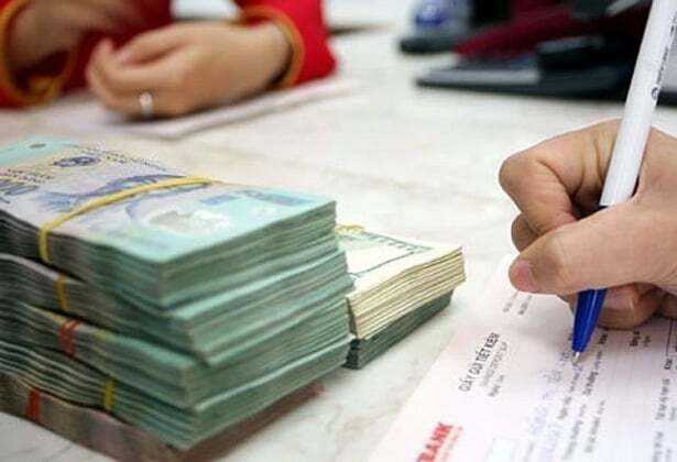 Ép buộc khách mua bảo hiểm, ngân hàng có thể bị phạt đến 500 triệu đồng