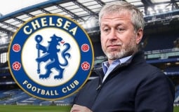 Tỷ phú người Nga Roman Abramovich rao bán CLB Chelsea sau 19 năm sở hữu