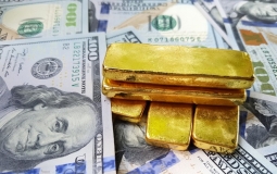 Đồng USD suy yếu, giá vàng thế giới nhích tăng