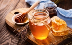 Mỹ giảm thuế chống bán phá với mật ong Việt Nam từ hơn 400% xuống còn 60%