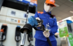 Bộ Công Thương đề xuất giao Bộ Tài chính điều hành giá xăng dầu