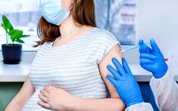 Phụ nữ mang thai trên 13 tuần được tiêm vắc xin Covid-19