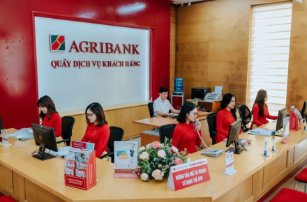 Bộ Tài chính 'lên kế hoạch' cơ cấu lại các ngân hàng thương mại