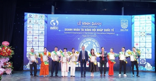 Vinh danh Doanh nhân tài năng hội nhập quốc tế năm 2022