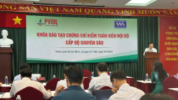 Kiểm toán viên nội bộ lớp đào tạo của VAA nghiên cứu các tiêu chuẩn quốc tế