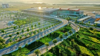 Công trình công – quản trị tư