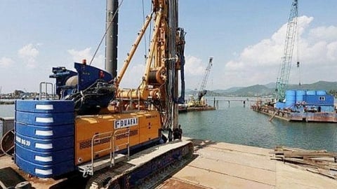 Nhìn lại đường trượt dốc của Tập đoàn Đua Fat