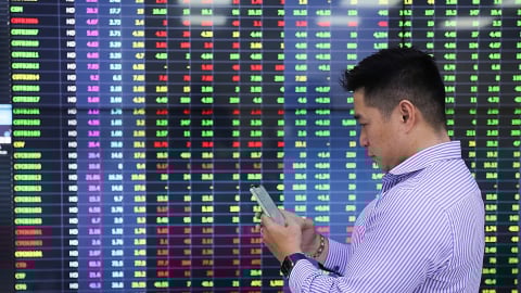 VN-Index hồi phục kỹ thuật ngắn hạn, nhưng rủi ro SHORT vẫn lớn