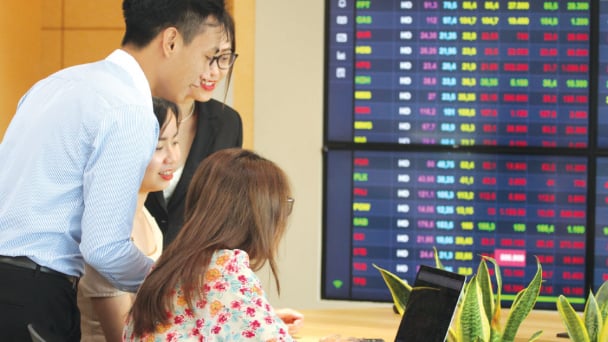 Lực bán gia tăng, rủi ro điều chỉnh ngắn hạn lộ diện