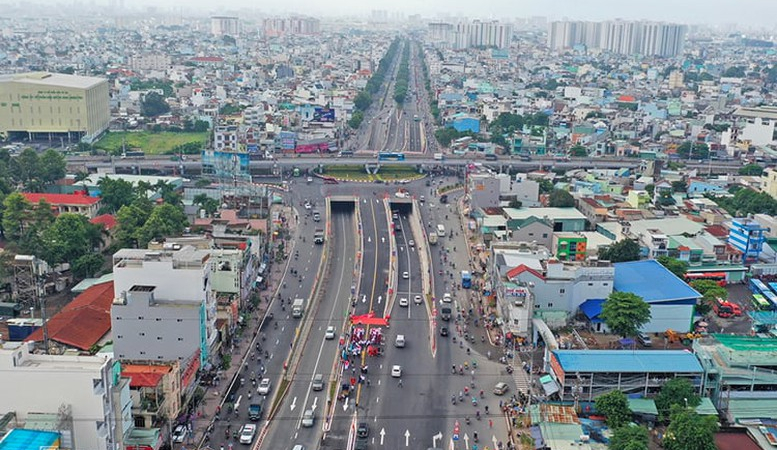 Thi hành pháp luật nghiêm minh, quốc gia vững mạnh 