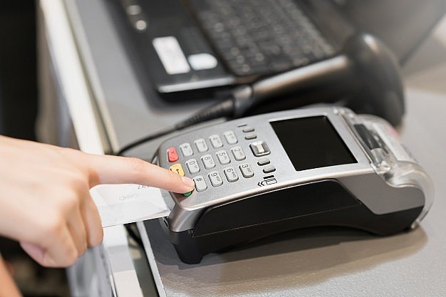 Hàng săn sale rồi bán lại, xuất hoá đơn thế nào?