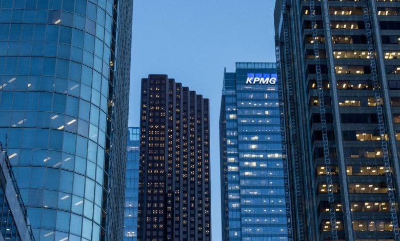 KPMG bị phạt nặng vì vi phạm tính độc lập kiểm toán