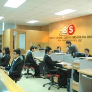 Cổ đông HBS không tin Công ty TNHH Kiểm toán và Định giá Quốc tế