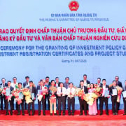 Quảng Trị công bố quy hoạch, trao quyết định đầu tư gần 200 nghìn tỷ đồng