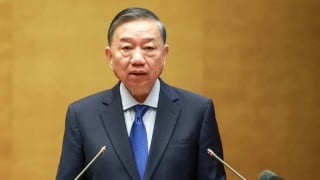 Vietnam's top leader calls for leveraging foreign investment to strengthen domestic capacity, self-reliance