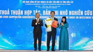 PVFCCo signs MoU with central Vietnam province Dak Lak to study high-tech agriculture innovation center project