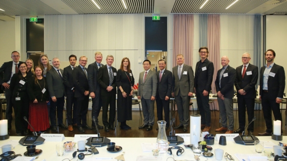 Vietnamese Deputy Prime Minister Urges Danish Businesses to Invest in Green Transition and Renewable Energy