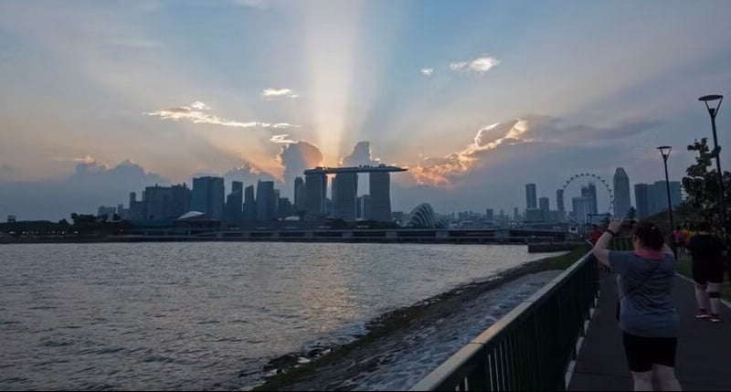 Singapore's economic growth slows to 5.7% in Q2