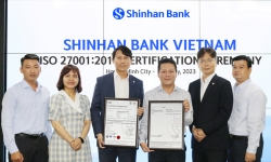 Shinhan Bank celebrates 30 years in Vietnam