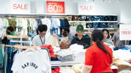 Hiện tượng mua sắm Vincom Red Sale khuấy đảo thị trường bán lẻ mùa hè 2025