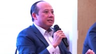 Danh Khôi đổi tên, ‘lấn sân’ mảng nông nghiệp và y tế