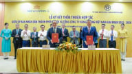 Vietnam Airlines và TP. Hà Nội tiếp tục ký kết thỏa thuận hợp tác