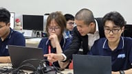 'Thừa thợ, thiếu thầy': Nghịch lý ngành sản xuất thời AI