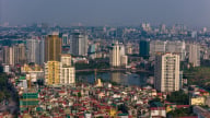 Vì sao càng chờ giảm, giá nhà càng leo thang?