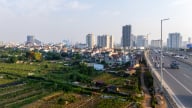 Nhà đầu tư bất động sản quay về 'phòng thủ'?