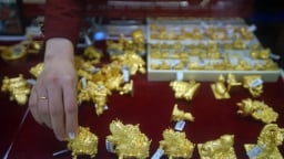 Giá vàng hôm nay 7/5: Quay đầu tăng
