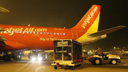 Vietnam’s air freight: How to realize 'flying dream'?