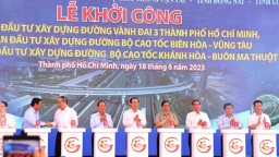 Southern Vietnam builds 3 key highways