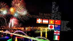 Italy team wins Da Nang Fireworks Festival