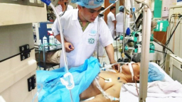 Experts suspect water source caused 8 dialysis deaths at Vietnam hospital