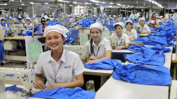 Nearly 73,000 newly established businesses registering capital of US$31 billion as of early 2017