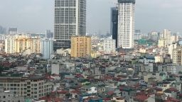 Hanoi agency cuts off water and electric supply to Discovery Complex project