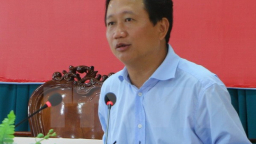 A high-profile official turns himself in after a 10-month international arrest warrant