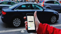 Court suspends Uber lawsuit against Tax Department