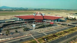 Noi Bai airport to increase capacity up to 100 million passengers annually