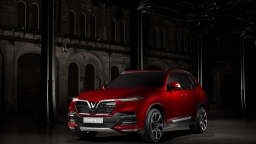 VinFast's sedan and SUV models debuted for official launch by year-end