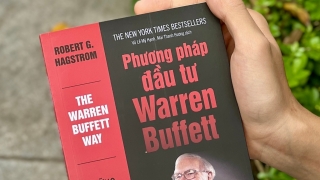 Phương pháp đầu tư Warren Buffett: Chiến lược giá trị cho nhà quản trị