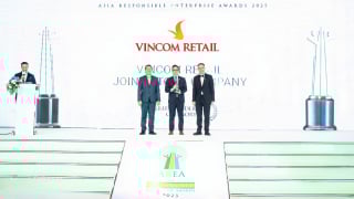 Vincom Retail trong Top 50 công ty niêm yết tốt nhất Việt Nam và lãnh đạo xanh châu Á
