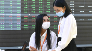 Rủi ro tập trung tín dụng cao khi ngân hàng đổ tiền vào công ty chứng khoán