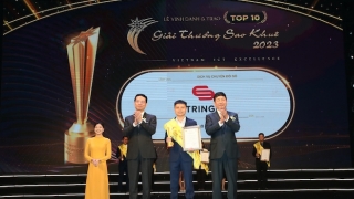 Stringee xuất sắc đạt Top 10 Sao Khuê 2023