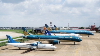 Cổ phiếu Vietnam Airlines đứng trước nguy cơ bị hạn chế giao dịch