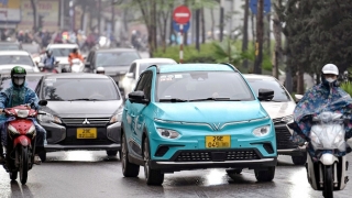 Hai thái cực của thị trường taxi Việt Nam