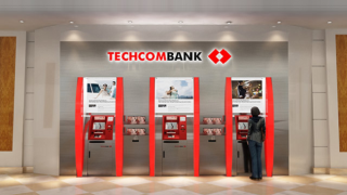 Chiến lược phá giá dịch vụ ngân hàng của Techcombank